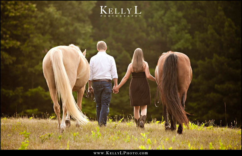 engagement photo with horses