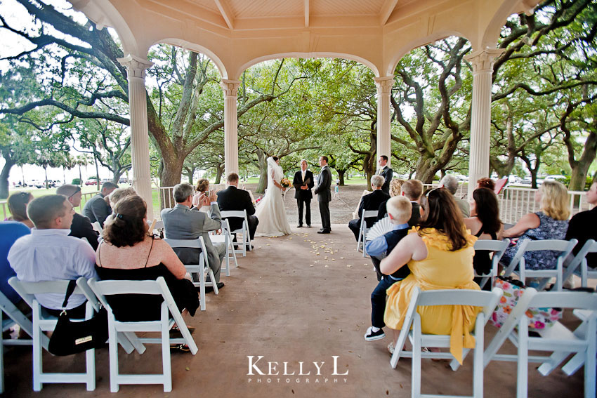 charleston destination wedding at the battery