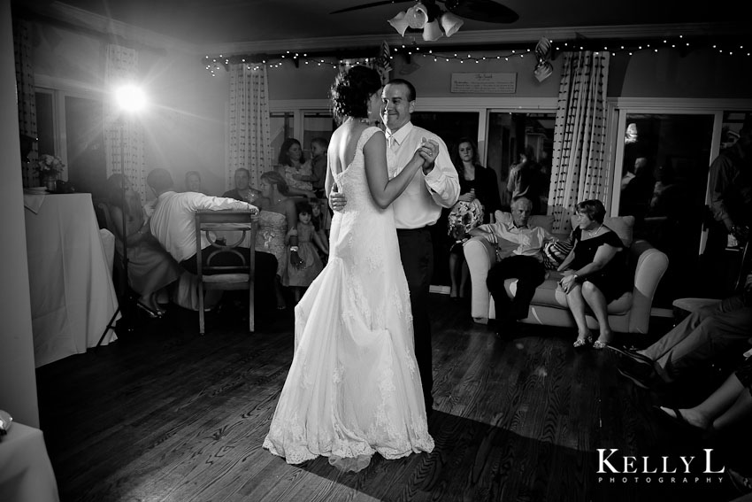 bride and groom's first dance