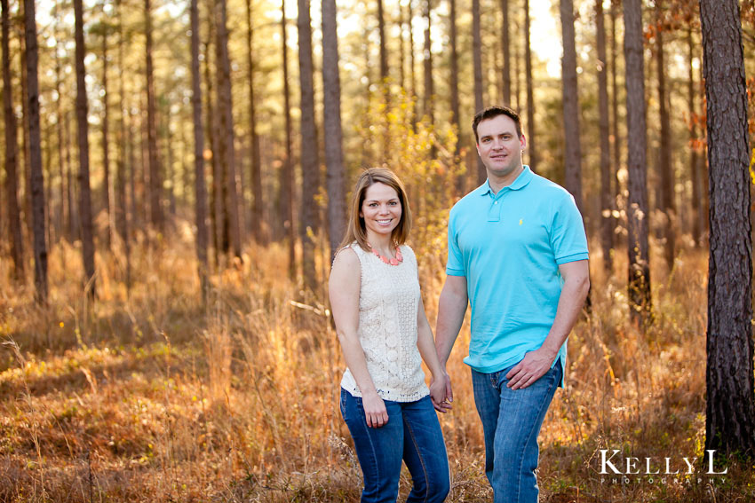 engagement photos in the woods