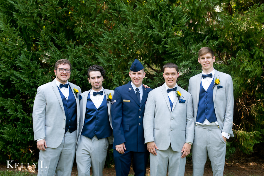 groomsmen in blue and gray