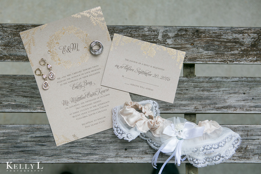 wedding details - invitation, garter, jewelry