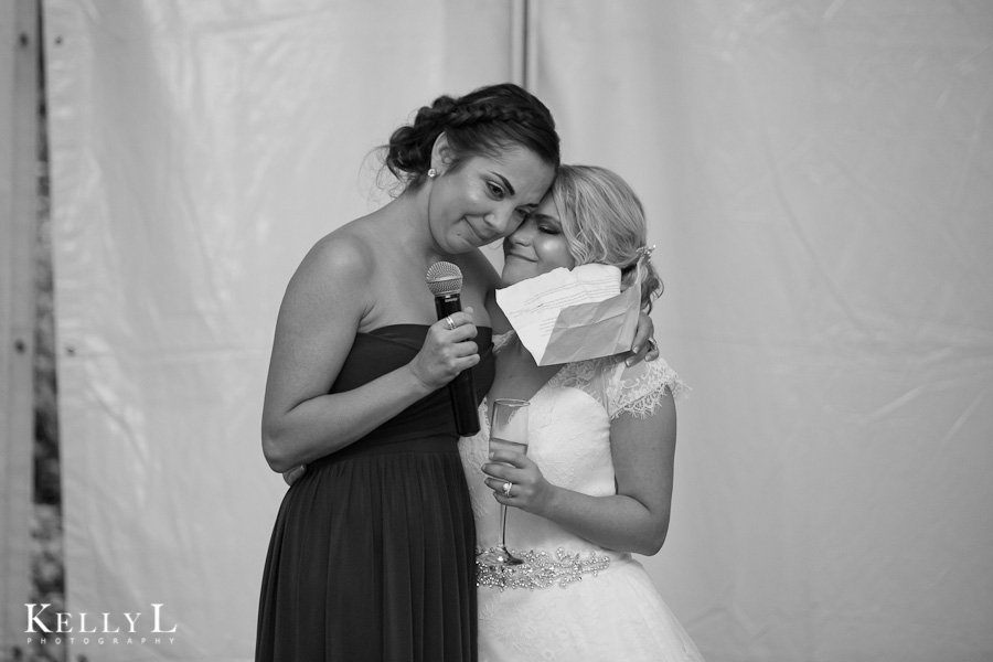 sweet moment between bride and her sister