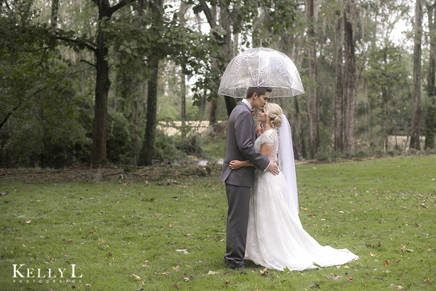 rainy wedding during hurricane matthew